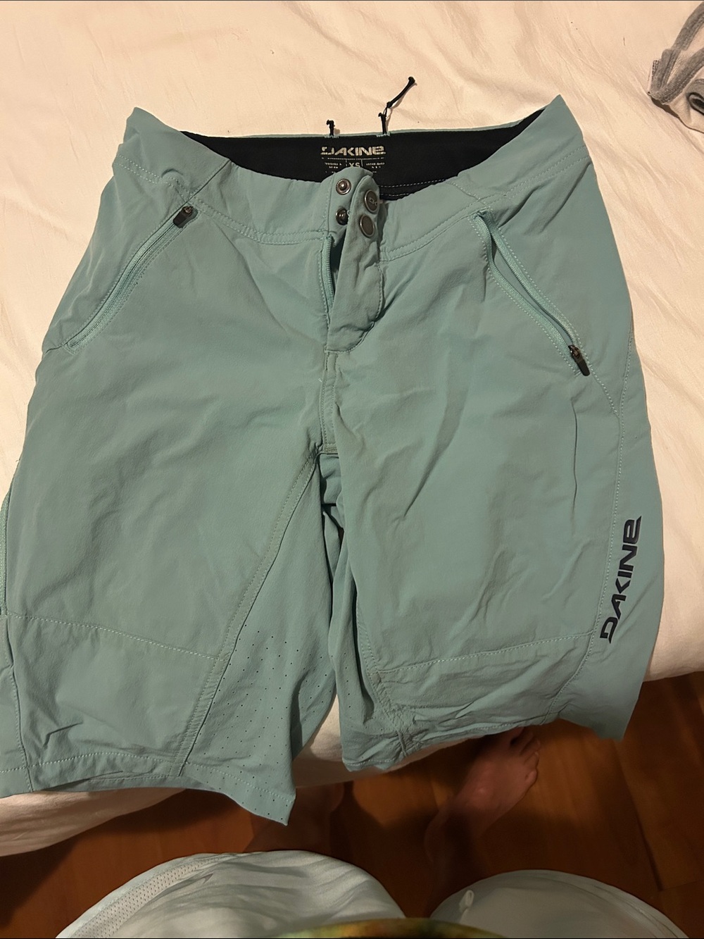 Dakine Teal Athletic Mountain Bike Shorts